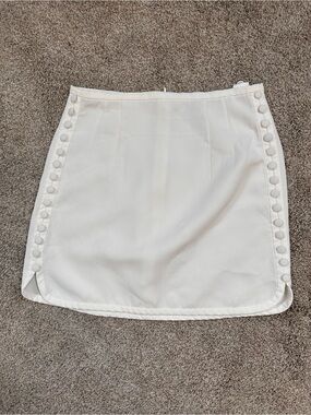 Zara Cream Mini Skirt with Side Button Trim